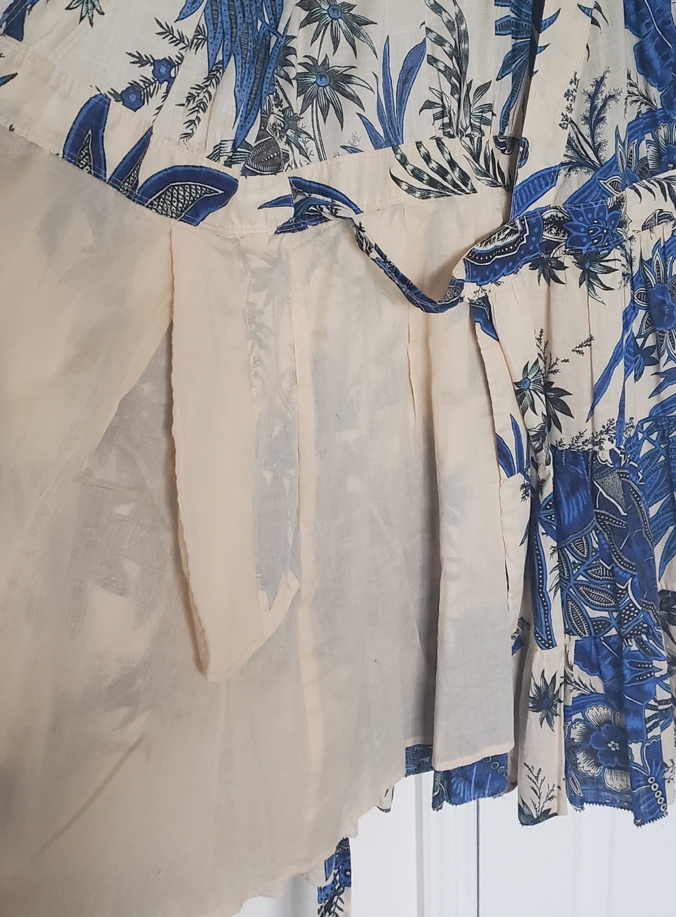 Like New Banana Republic Dress Size Small - Picture 4 of 4